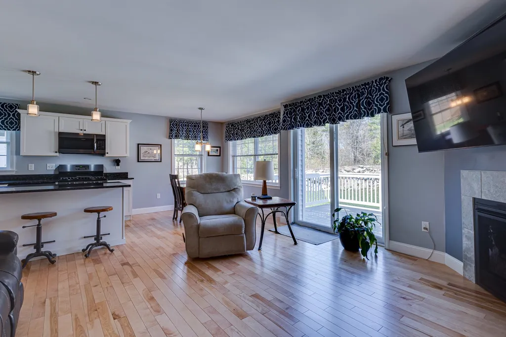 5a Annika Lee Drive Epping NH 03042