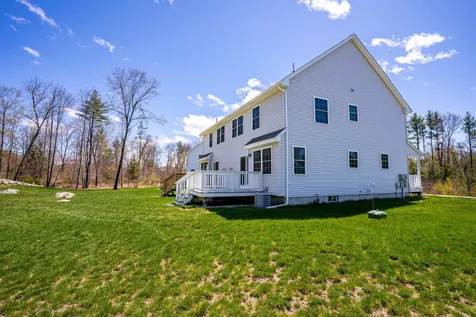 5a Annika Lee Drive Epping NH 03042