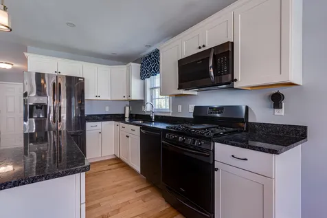 5a Annika Lee Drive Epping NH 03042