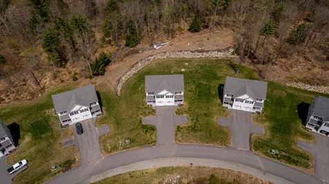 5a Annika Lee Drive Epping NH 03042