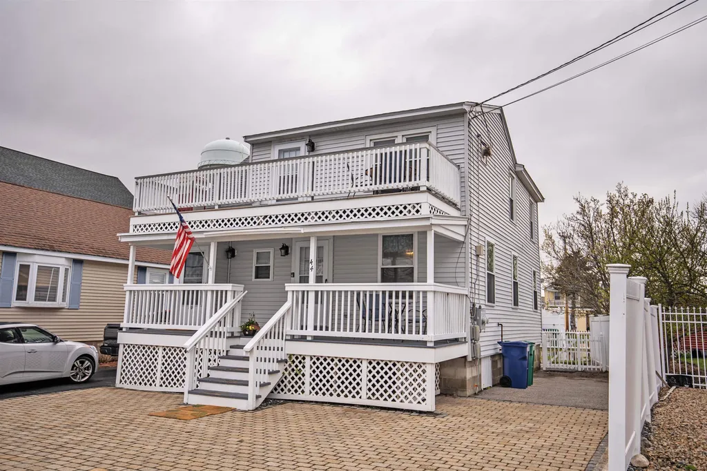 44 Nudd Avenue Hampton NH 03842