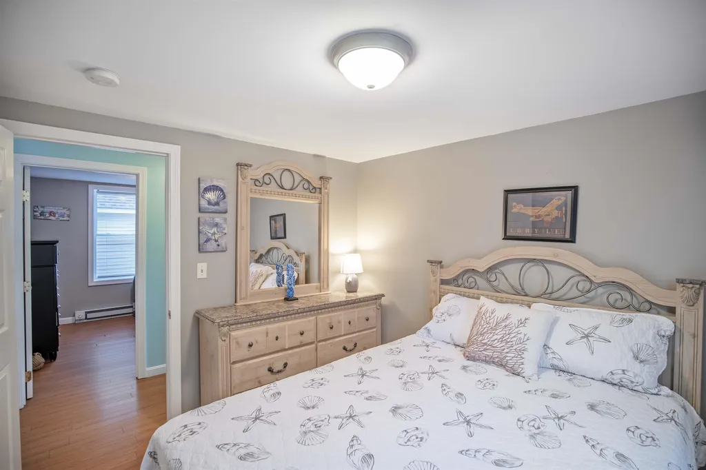 44 Nudd Avenue Hampton NH 03842