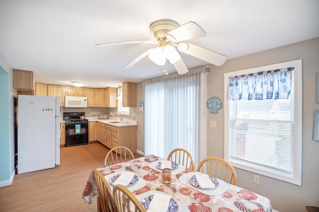 44 Nudd Avenue Hampton NH 03842