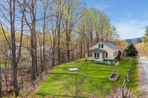 4165 Hartland Hill Road Woodstock VT 05091