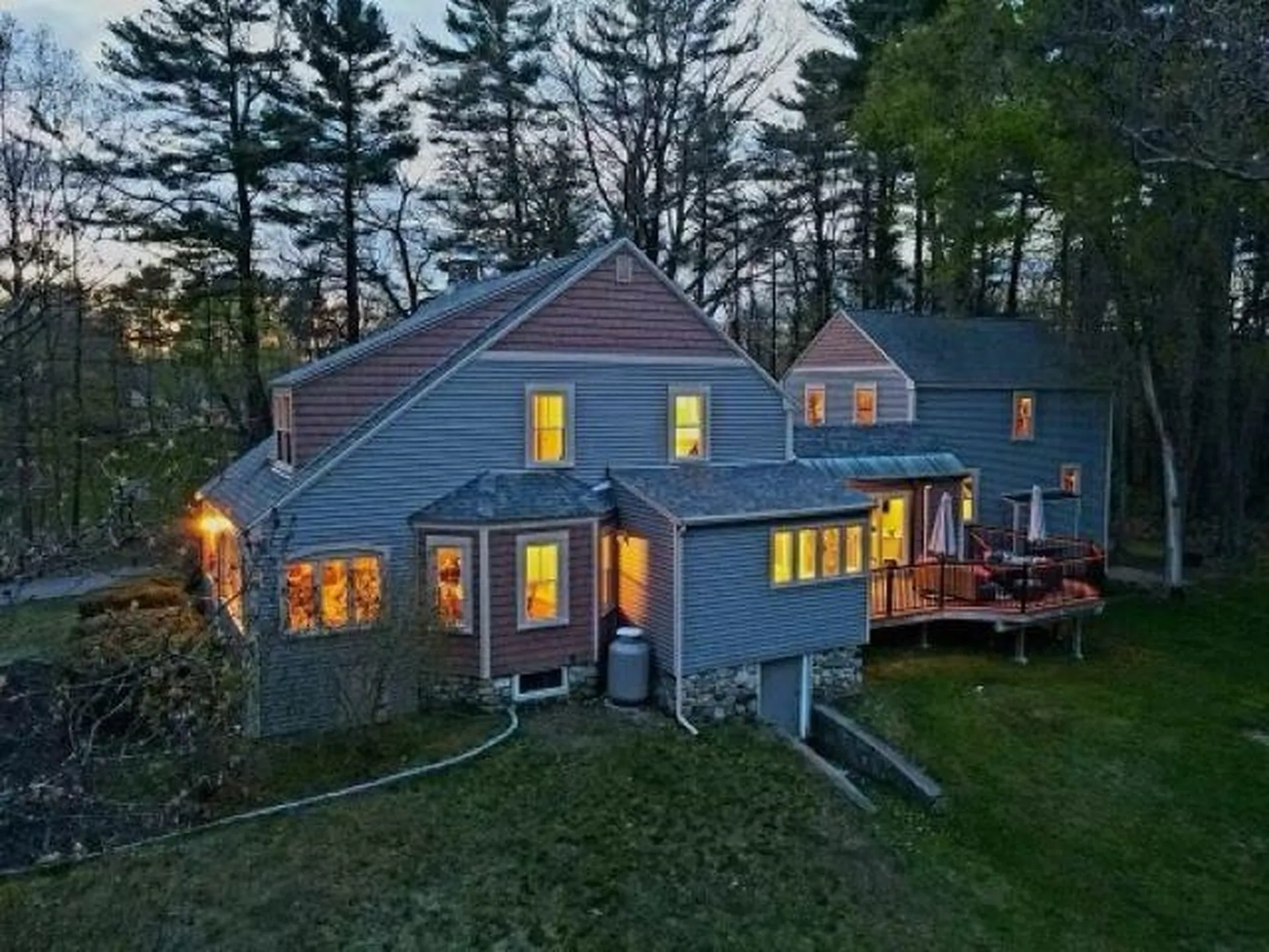 273 Atlantic Avenue North Hampton NH 03862