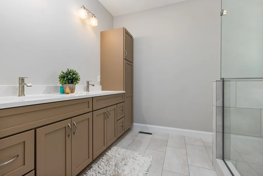 28 Sage Drive Hampton NH 03842