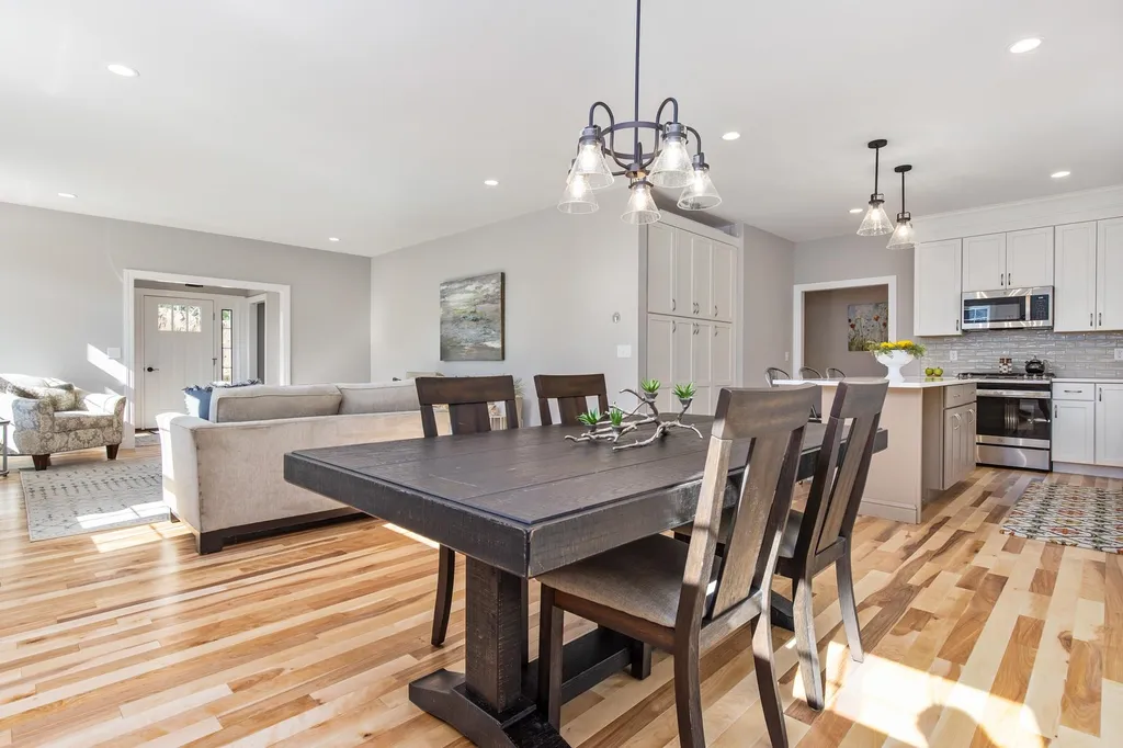 28 Sage Drive Hampton NH 03842
