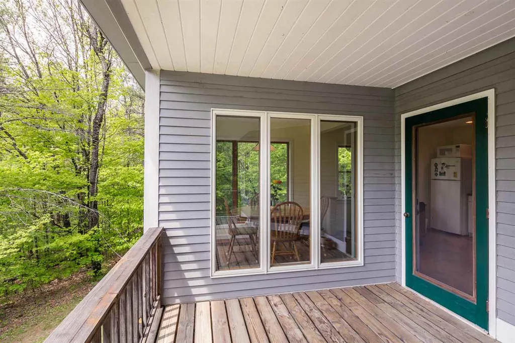 141 Cream Pot Road Hartland VT 05048