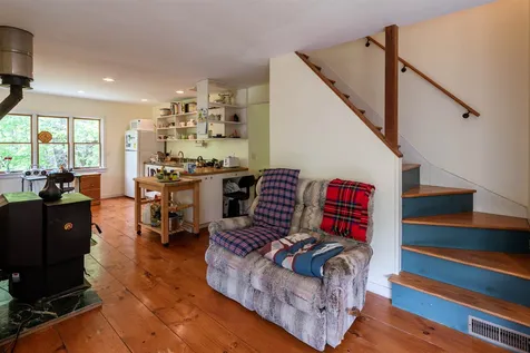 141 Cream Pot Road Hartland VT 05048