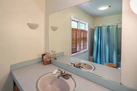 141 Cream Pot Road Hartland VT 05048