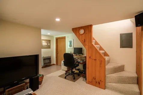 141 Cream Pot Road Hartland VT 05048