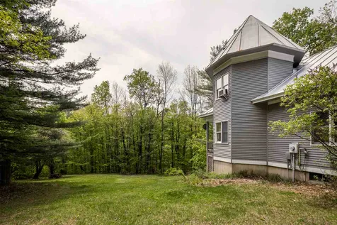 141 Cream Pot Road Hartland VT 05048