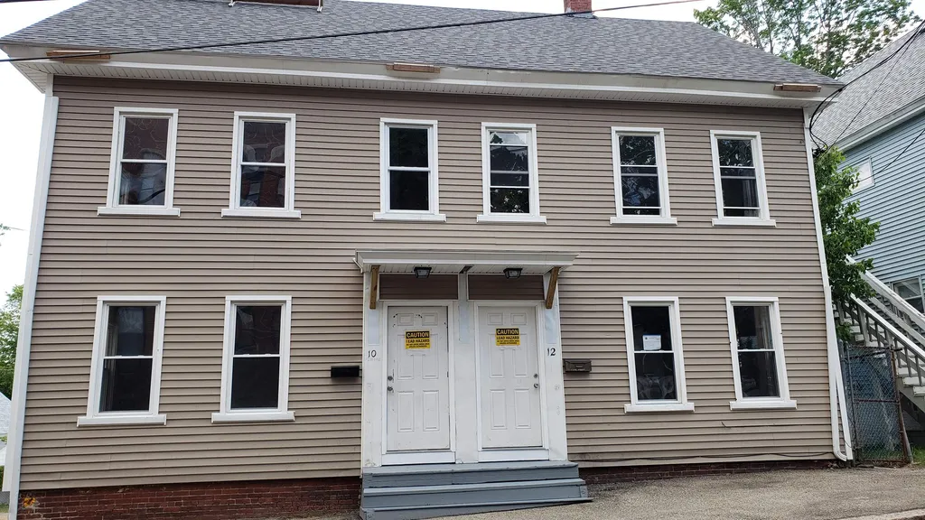12 School Street Somersworth NH 03878