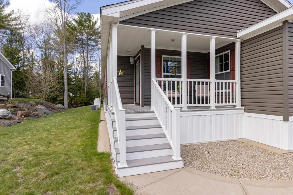 12 Blair Drive Rochester NH 03868