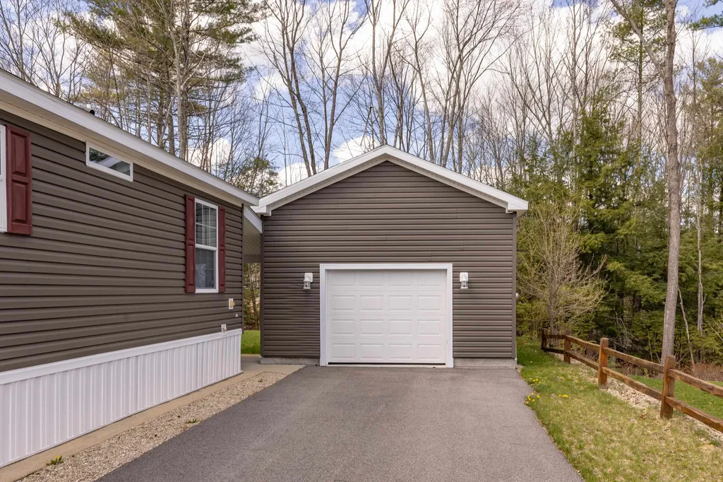 12 Blair Drive Rochester NH 03868