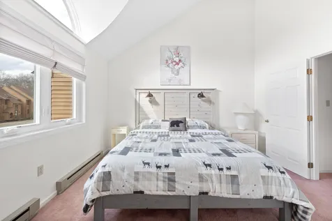 77 Richardson Trail Campton NH 03223