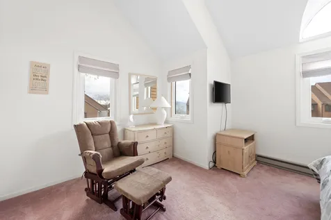 77 Richardson Trail Campton NH 03223