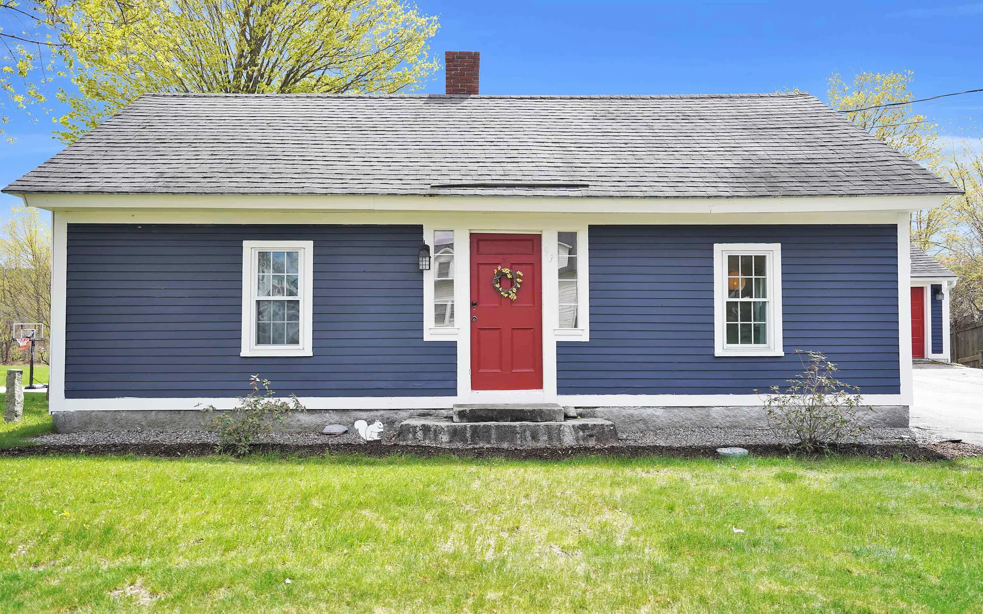 97 Western Avenue Henniker NH 03242
