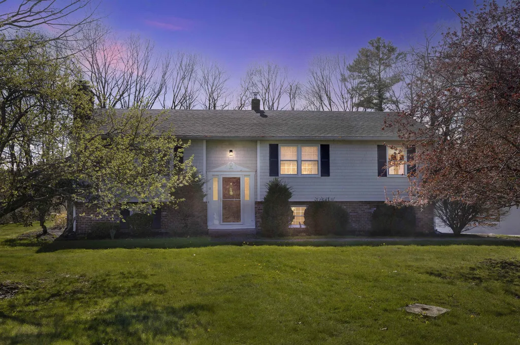 12 Ox Point Drive Kittery ME 03904