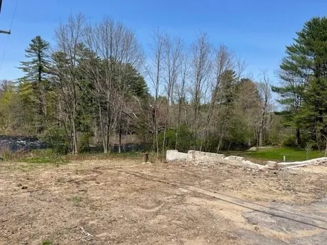 68 Nh Route 153 Effingham NH 03882