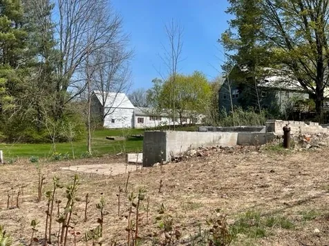 68 Nh Route 153 Effingham NH 03882
