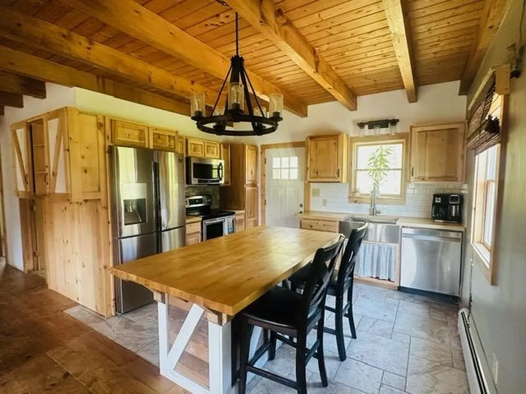 526 Hardscrabble Road Bristol VT 05443