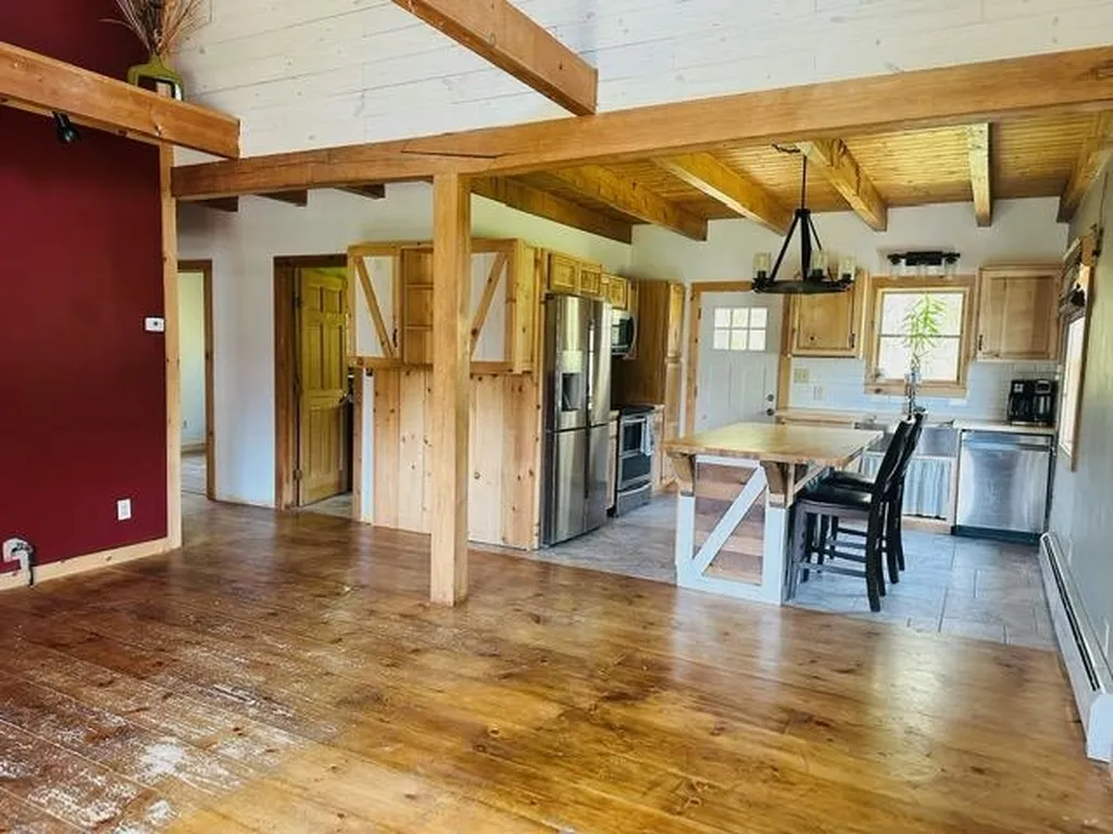 526 Hardscrabble Road Bristol VT 05443