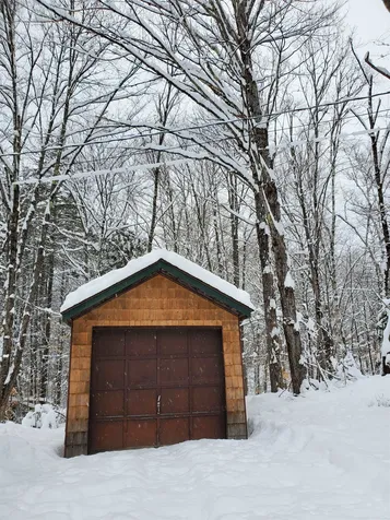 49 Ward Hill Road Tunbridge VT 05077