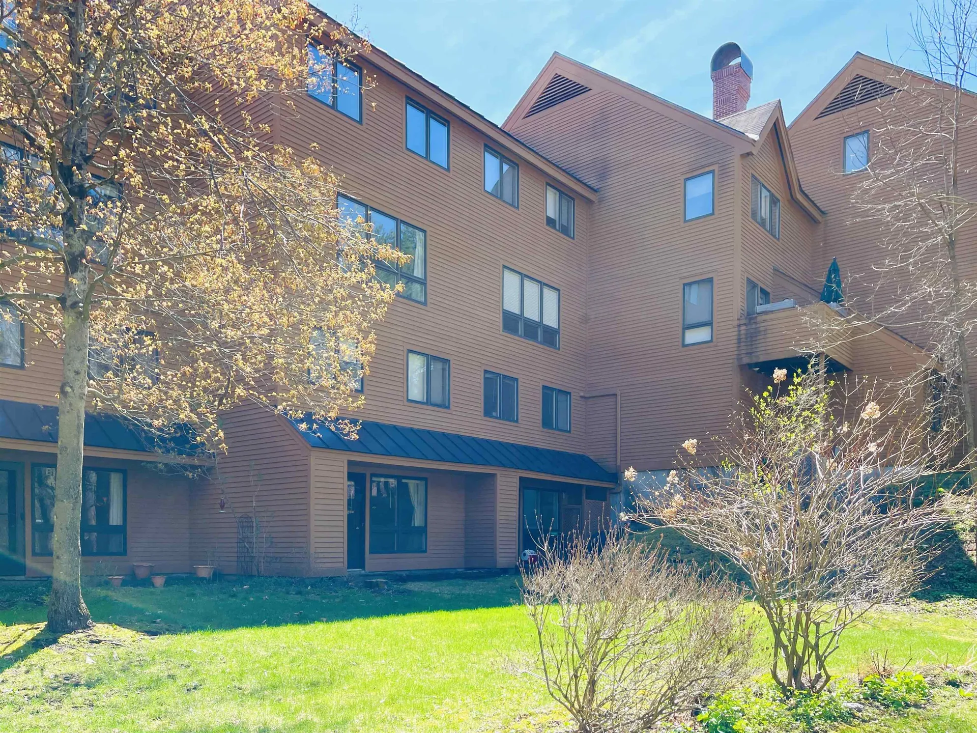 8 Courtyard Hanover NH 03755