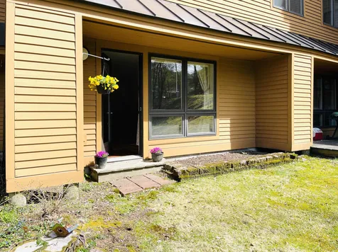 8 Courtyard Hanover NH 03755