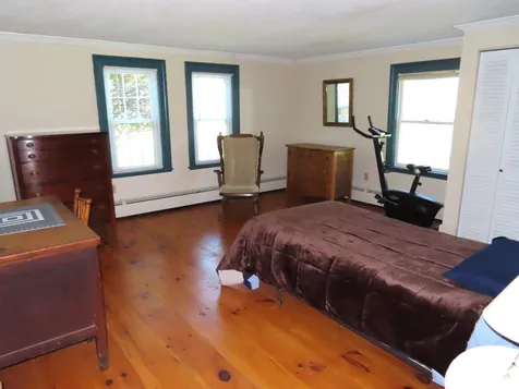 686 Old Homestead Highway Swanzey NH 03446