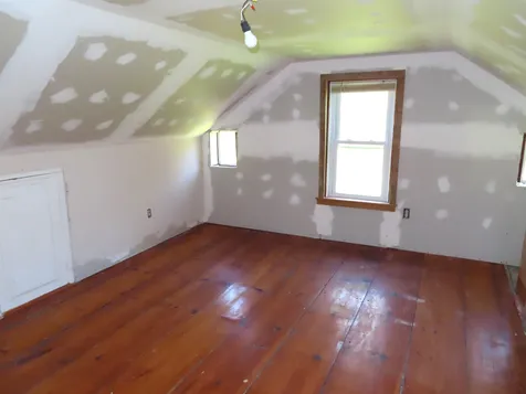 686 Old Homestead Highway Swanzey NH 03446