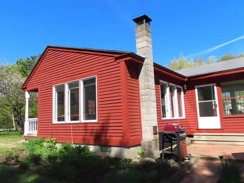 686 Old Homestead Highway Swanzey NH 03446
