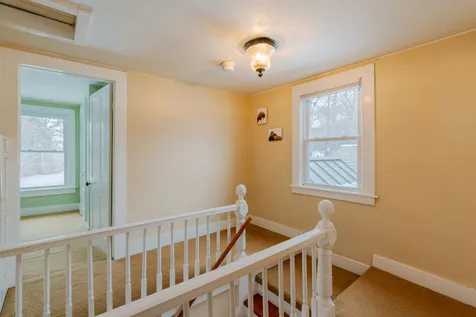 21 Peace Street Dorset VT 05251