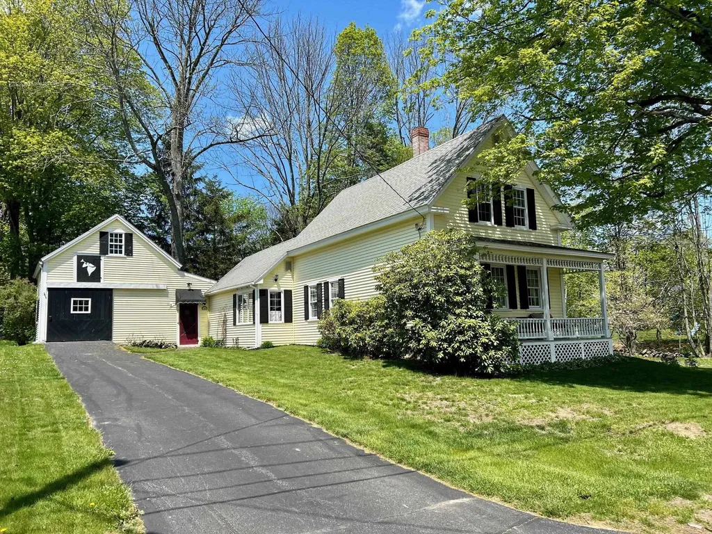 22 Cate Street Epping NH 03042