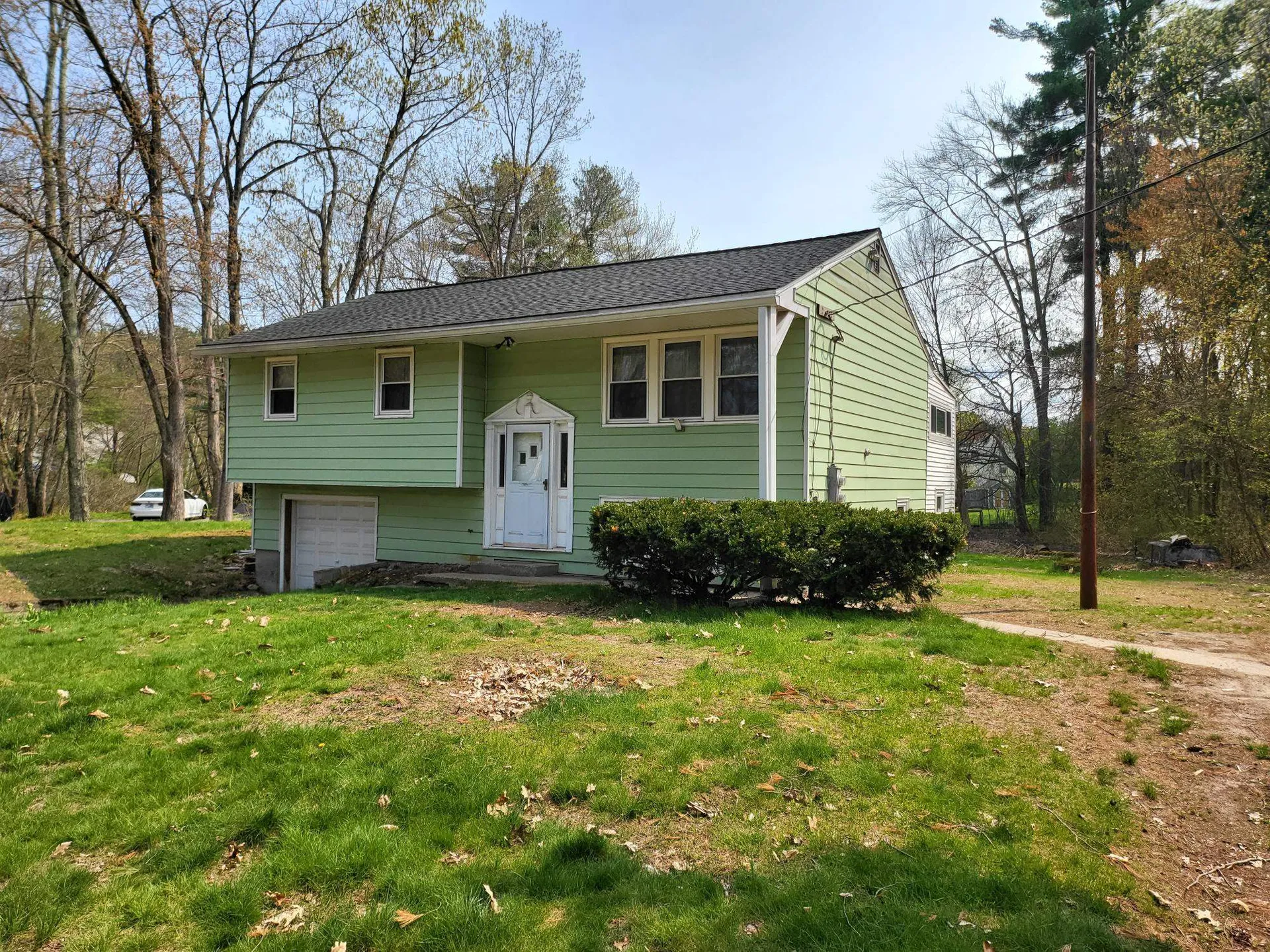 9 Gamache Road Derry NH 03038