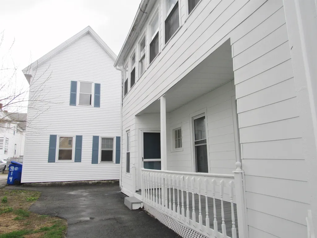 320 Dubuque Street Manchester NH 03102