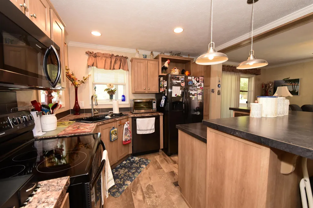 34 Short Road Conway NH 03818