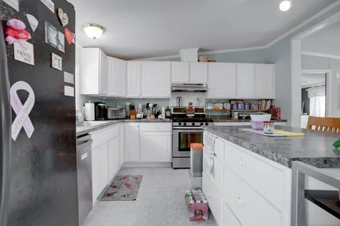 21-1 Georges Lane Fremont NH 03044