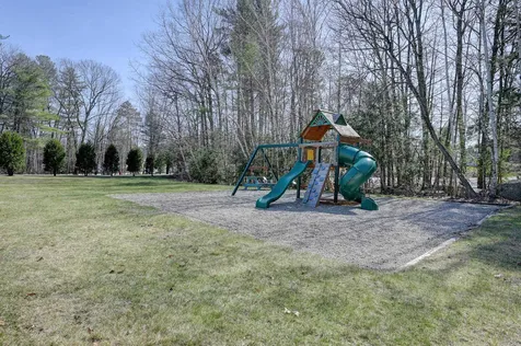 2955 White Mountain Highway Conway NH 03860