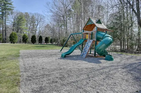 2955 White Mountain Highway Conway NH 03860