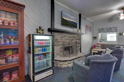 2955 White Mountain Highway Conway NH 03860