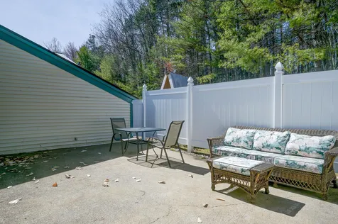 2955 White Mountain Highway Conway NH 03860