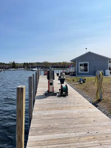 73 Weirs Road Gilford NH 03249