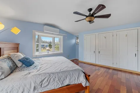 73 Rachael Circle Goffstown NH 03045