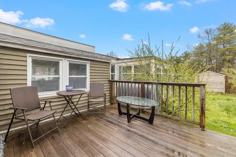 73 Rachael Circle Goffstown NH 03045