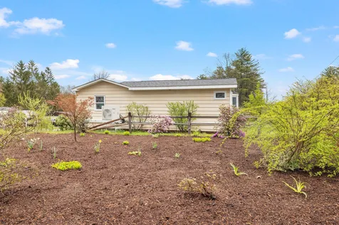 73 Rachael Circle Goffstown NH 03045
