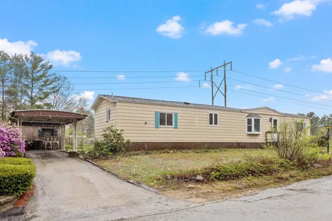 73 Rachael Circle Goffstown NH 03045