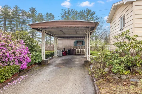 73 Rachael Circle Goffstown NH 03045