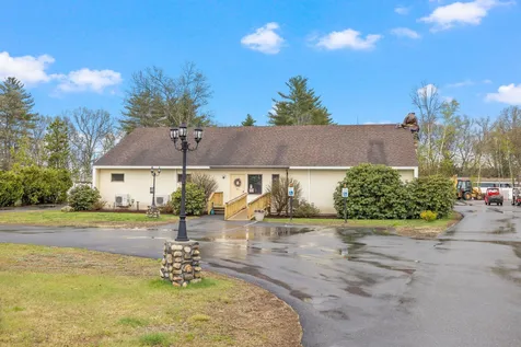 73 Rachael Circle Goffstown NH 03045